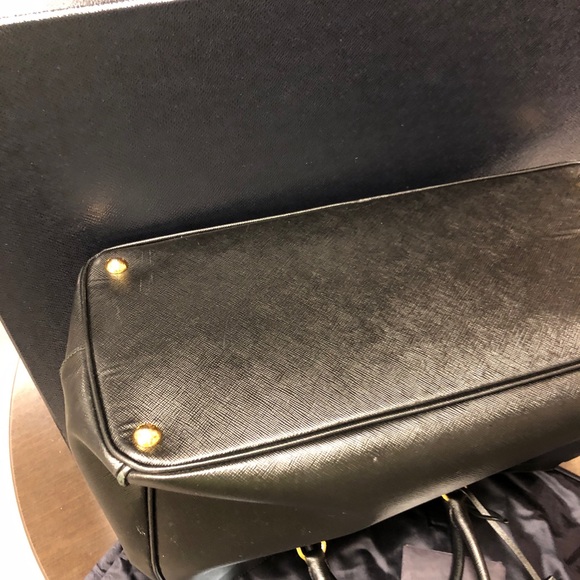 Authentic Prada Saffiano Double ZIP LUx Black bag - Picture 7 of 8